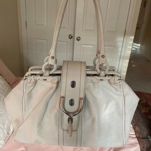 Authentic Tod's bone white leather shoulder bag